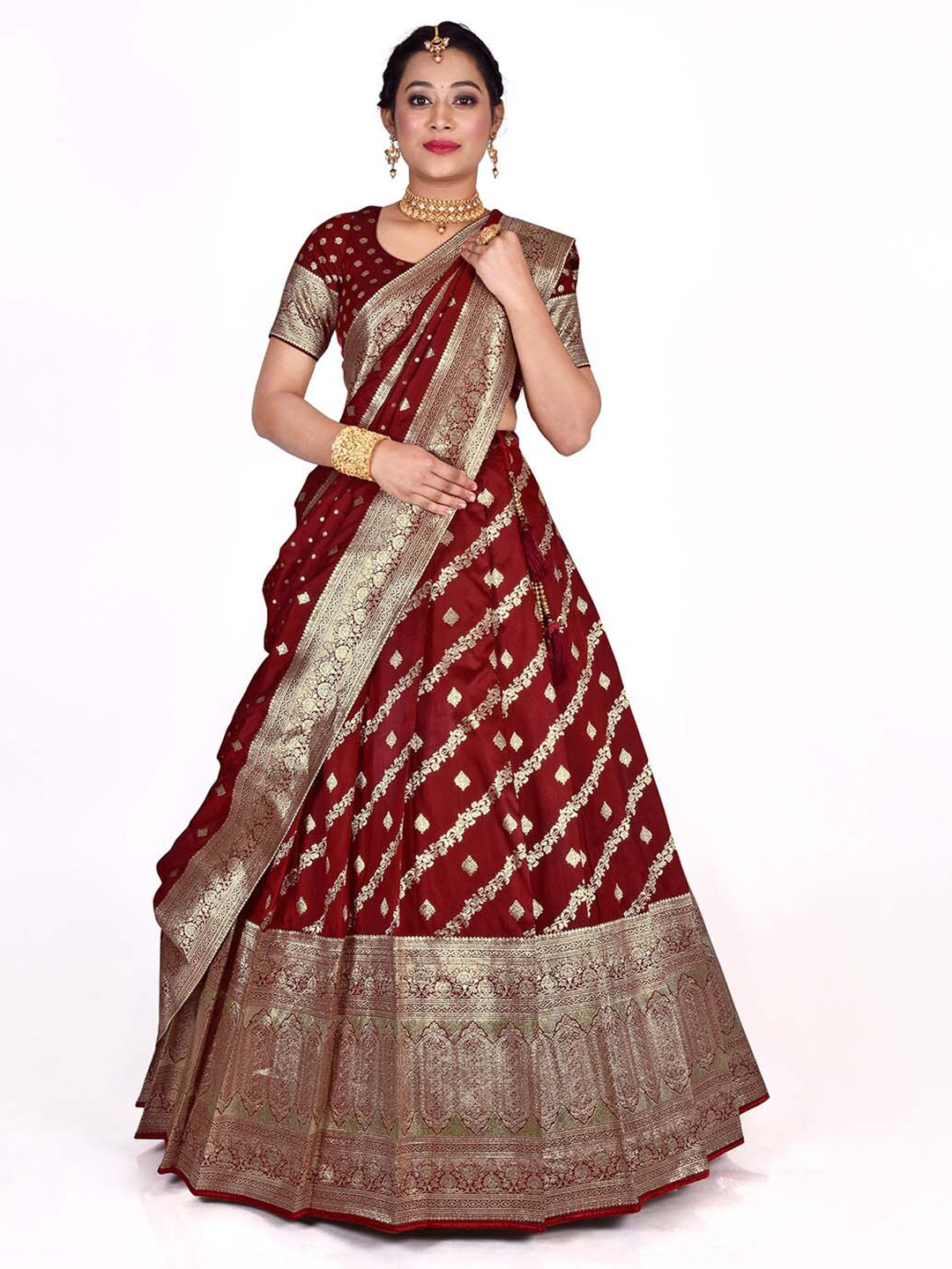 

HALFSAREE STUDIO Woven Design Semi-Stitched Lehenga & Unstitched Blouse With Dupatta, Maroon