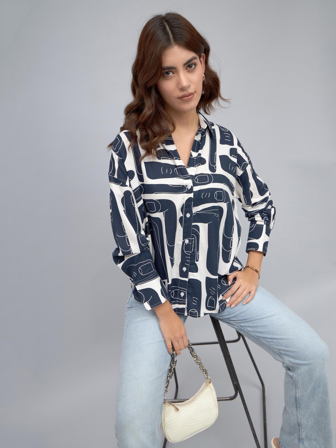 

DL Woman Geometric Print Shirt Collar Shirt Style Top, Navy blue