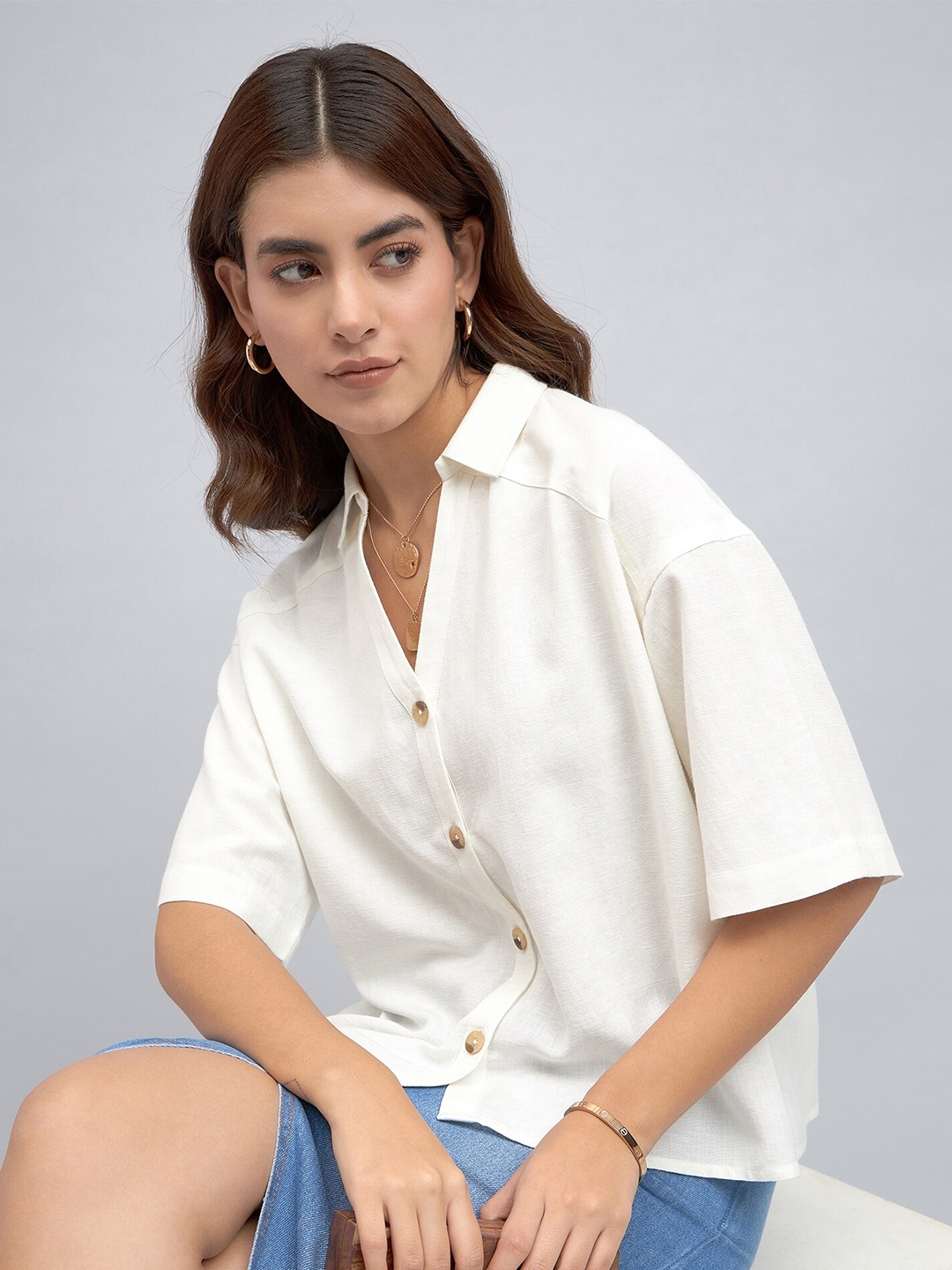 

DL Woman Drop Shoulder Sleeves Cotton Shirt Style Top, Off white