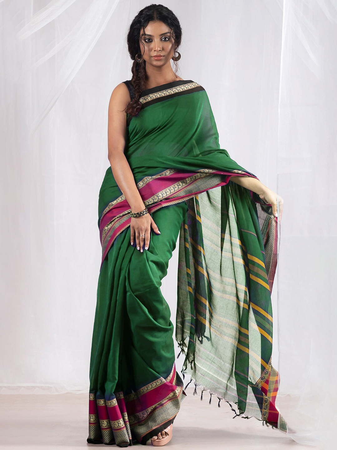 

Unnati Silks Pure Cotton Handloom Narayan Peth Saree With Tassels, Green