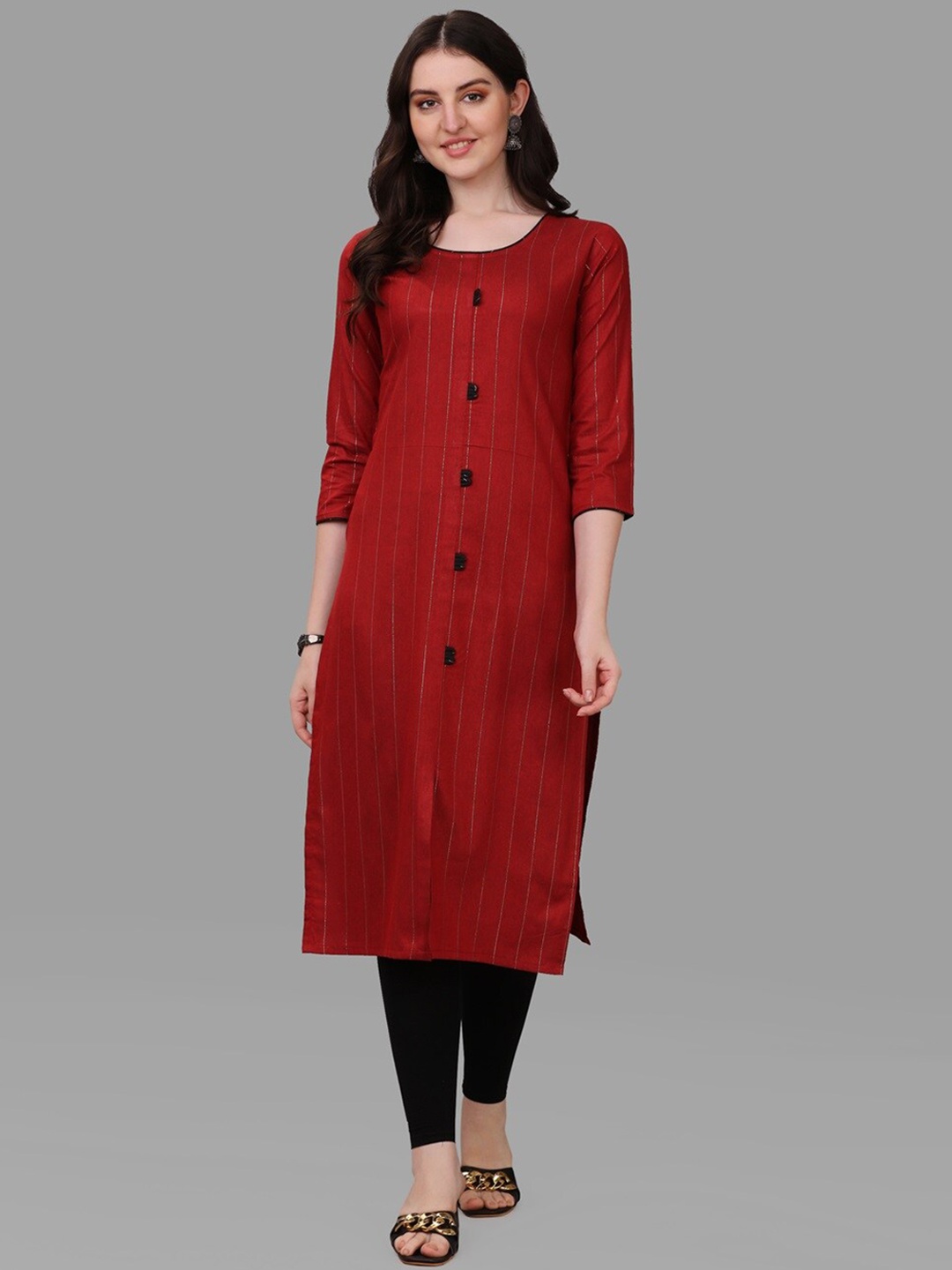 

CaniBani Striped Round Neck Straight Kurta, Maroon