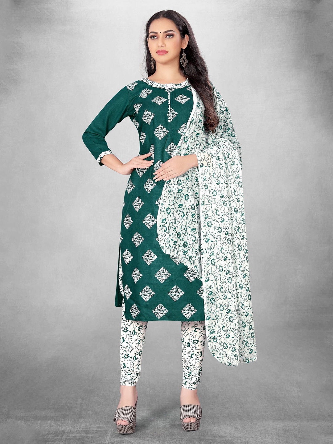 

LeeliPeeri Designer Ethnic Motifs Printed Unstitched Dress Material, Green
