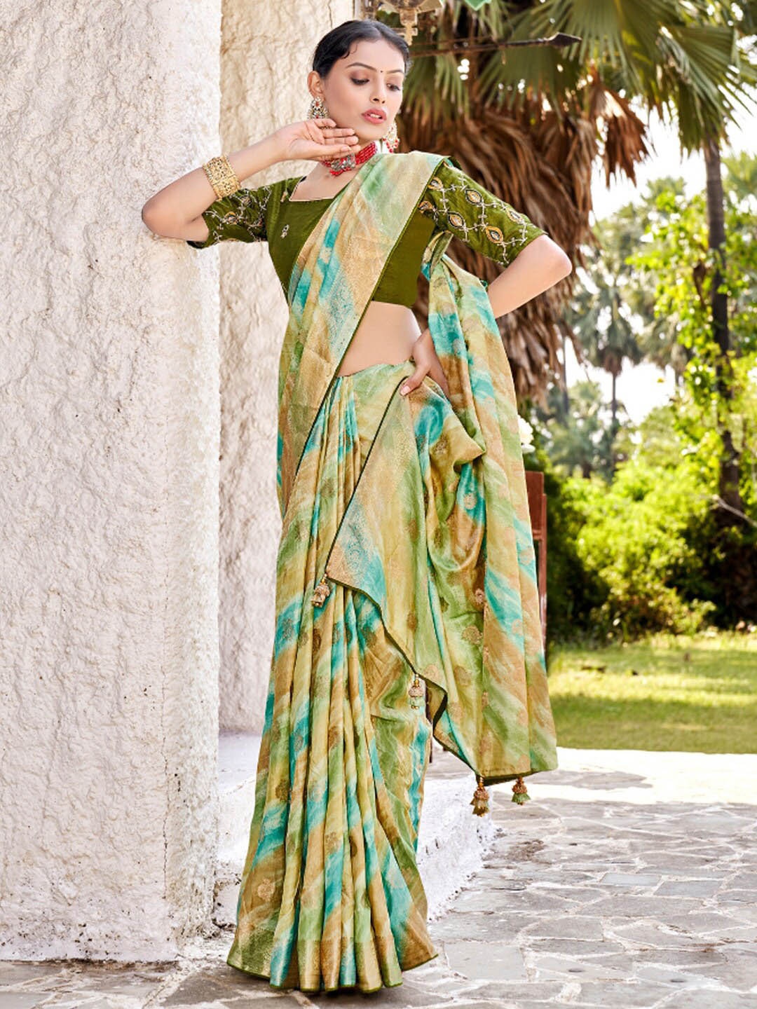 

Saree mall Green Ethnic Motifs Woven Design Zari Banarasi Sarees