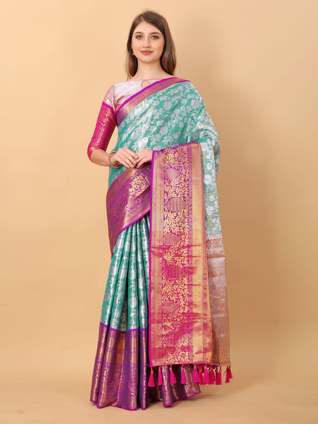 

DIVASTRI Floral Woven Design Pure Silk Banarasi Zari Saree, Blue