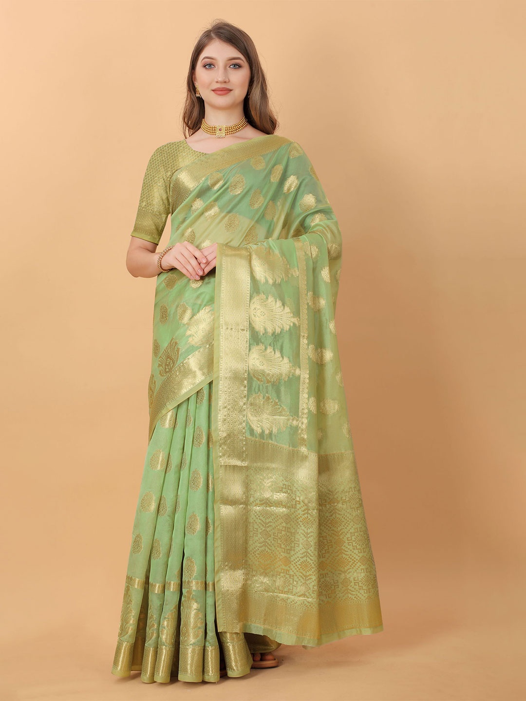 

DIVASTRI Ethnic Motifs Woven Design Zari Organza Jamdani Saree, Green