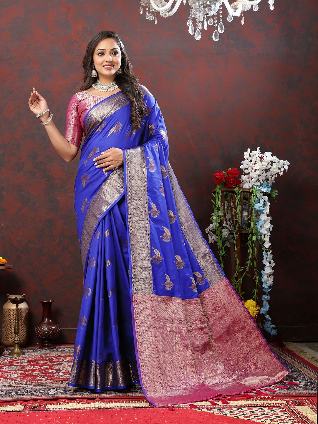 

DIVASTRI Ethnic Motifs Woven Design Zari Pure Silk Banarasi Saree, Navy blue