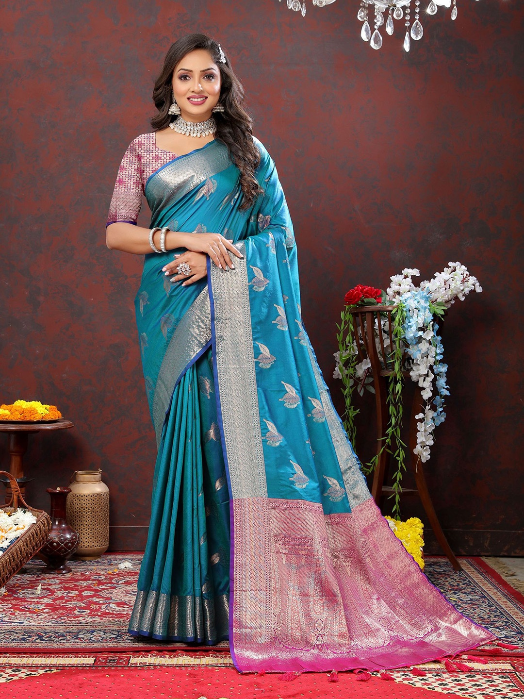 

DIVASTRI Floral Woven Design Zari Pure Silk Banarasi Saree, Blue