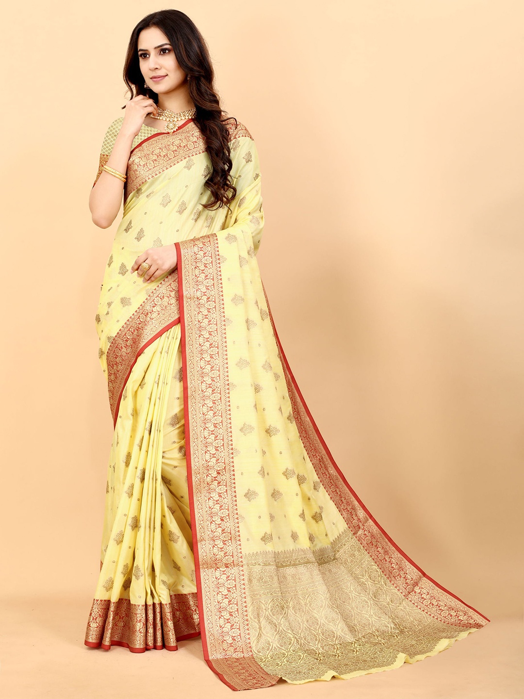 

DIVASTRI Ethnic Woven Design Zari Pure Silk Banarasi Saree, Yellow