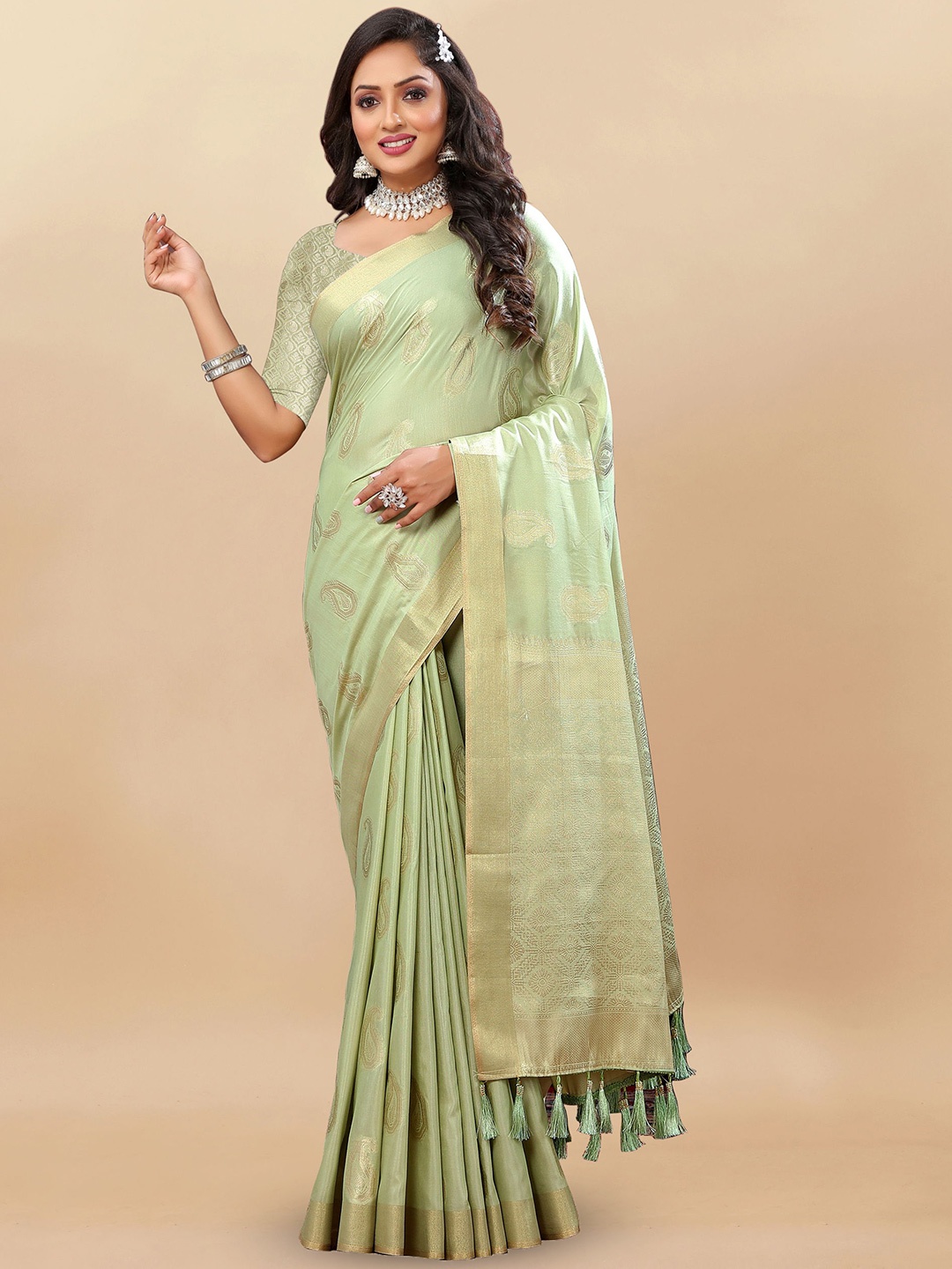 

DIVASTRI Ethnic Motifs Woven Design Zari Pure Silk Banarasi Saree, Green