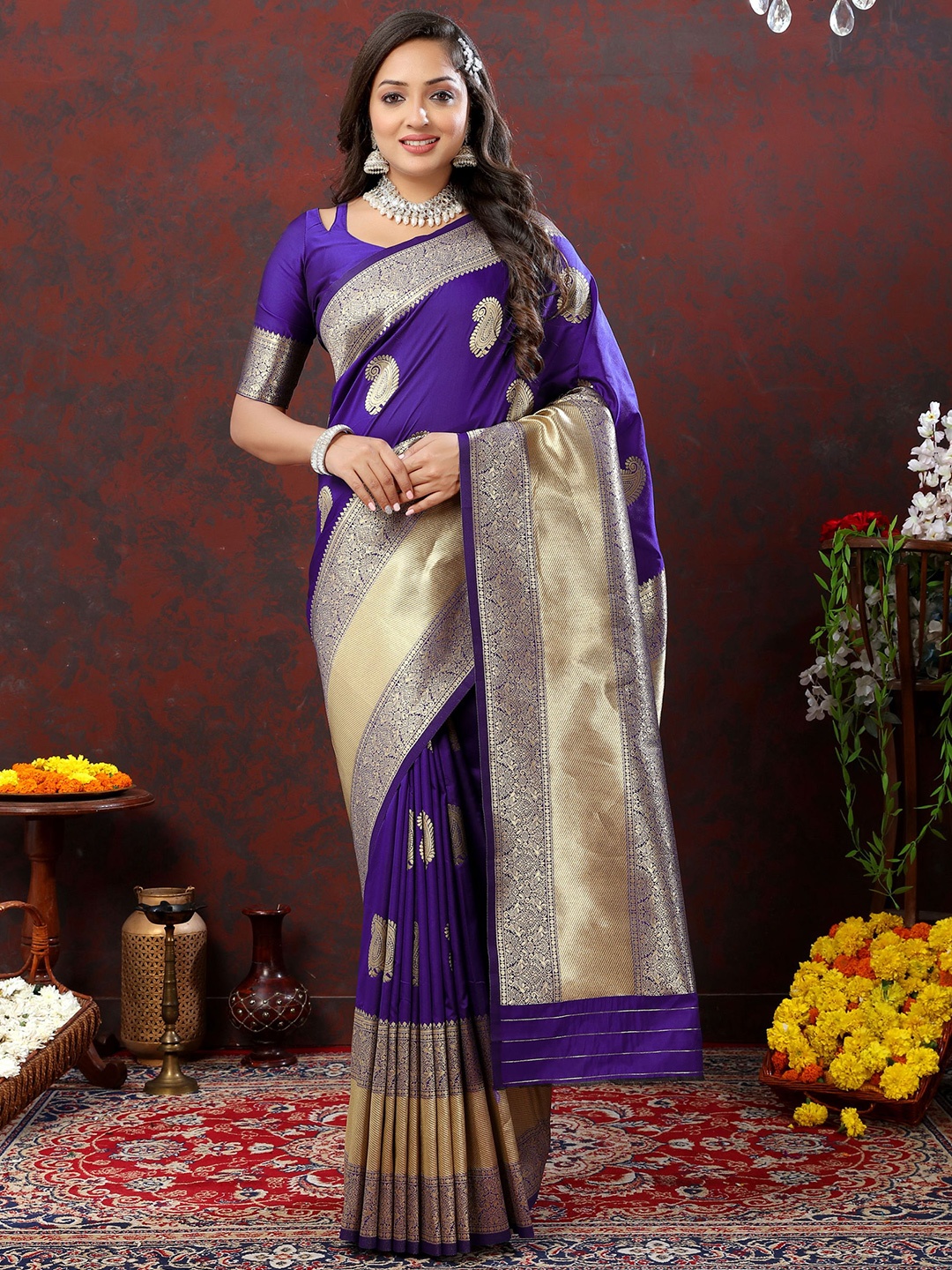 

DIVASTRI Ethnic Motifs Woven Design Zari Pure Silk Banarasi Saree, Purple