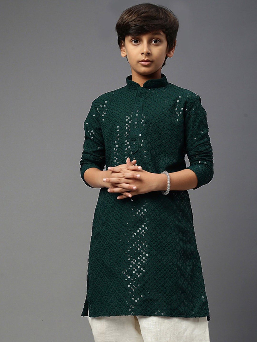 

YK Boys Ethnic Motif Chikankari Embroidered Sequined Straight Kurta, Green