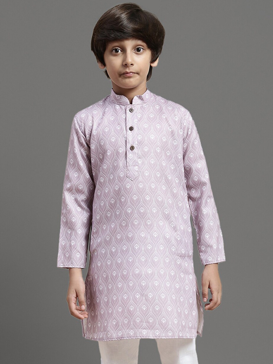 

YK Boys Ethnic Motif Printed Mandarin Collar Straight Kurta, Purple