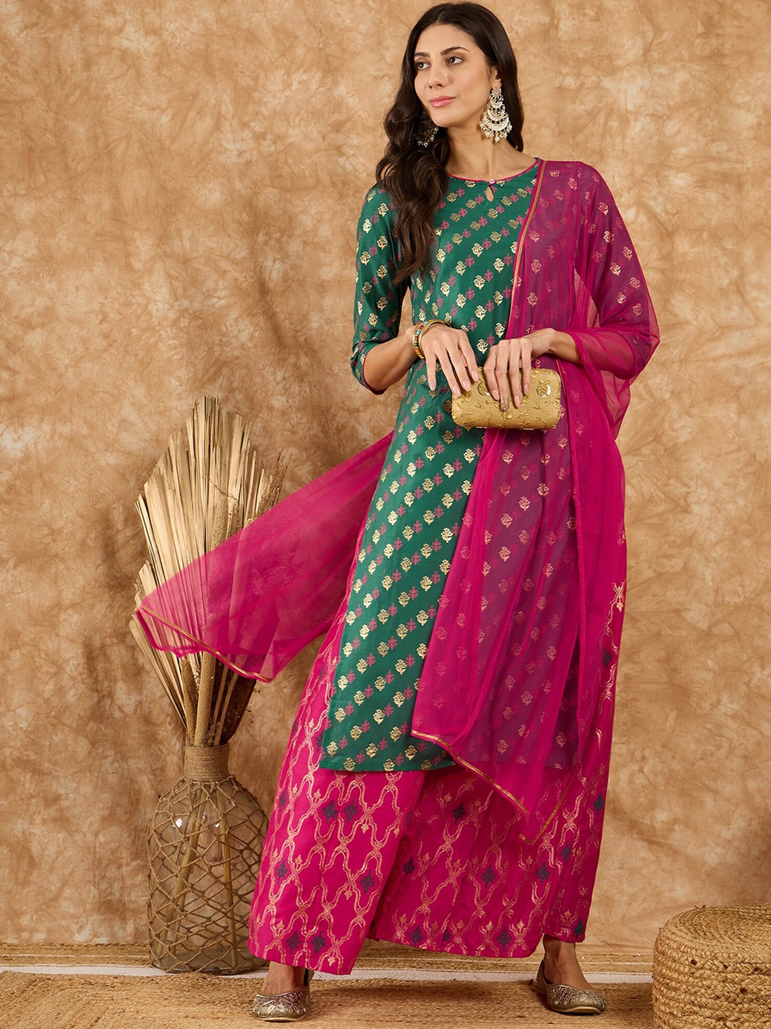 

ZIYAA Green Ethnic Motifs Printed Keyhole Neck Straight Kurta With Palazzos & Dupatta