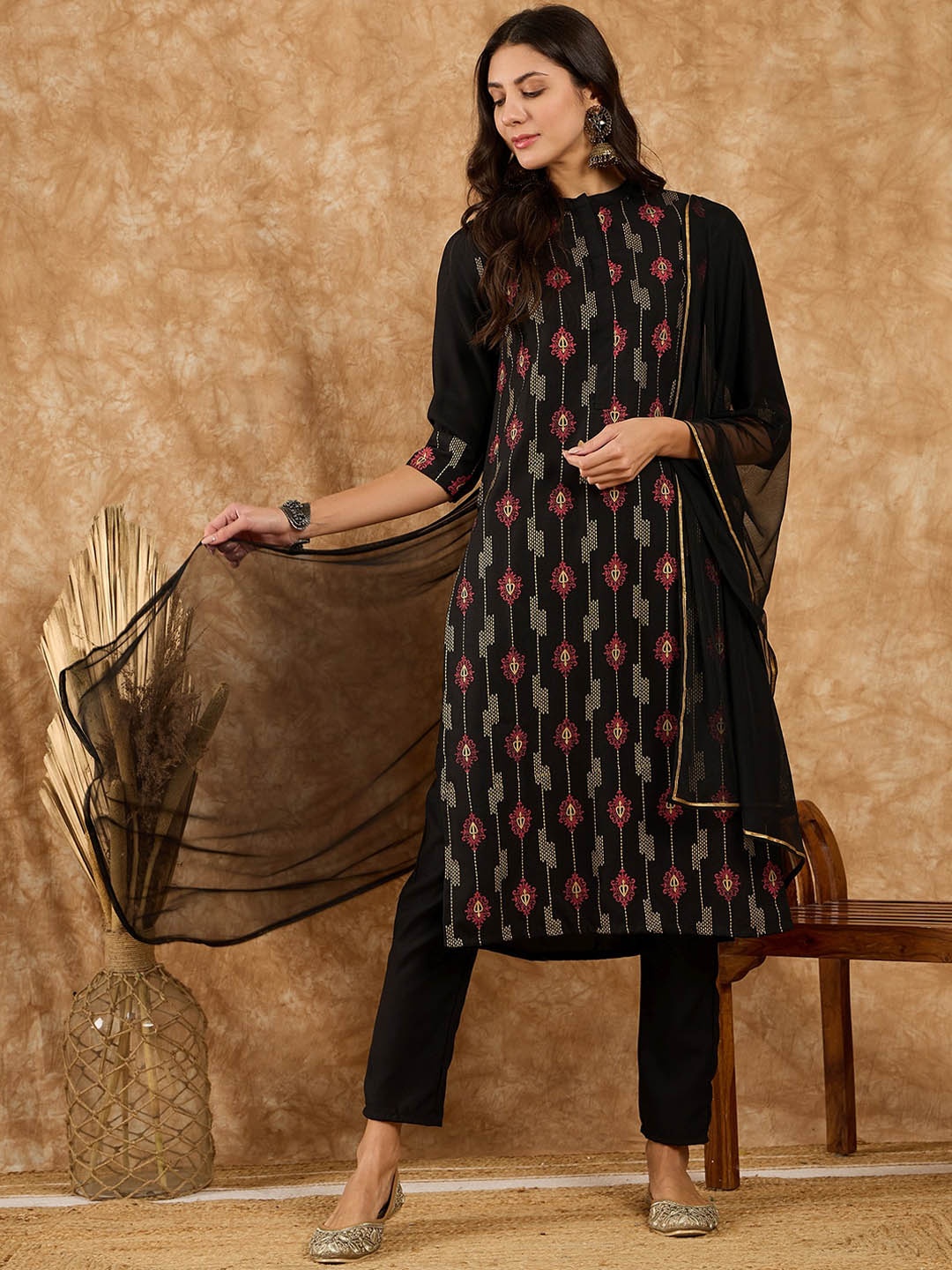 

ZIYAA Black & Red Ethnic Motifs Printed Band Collar Straight Kurta With Trousers & Dupatta