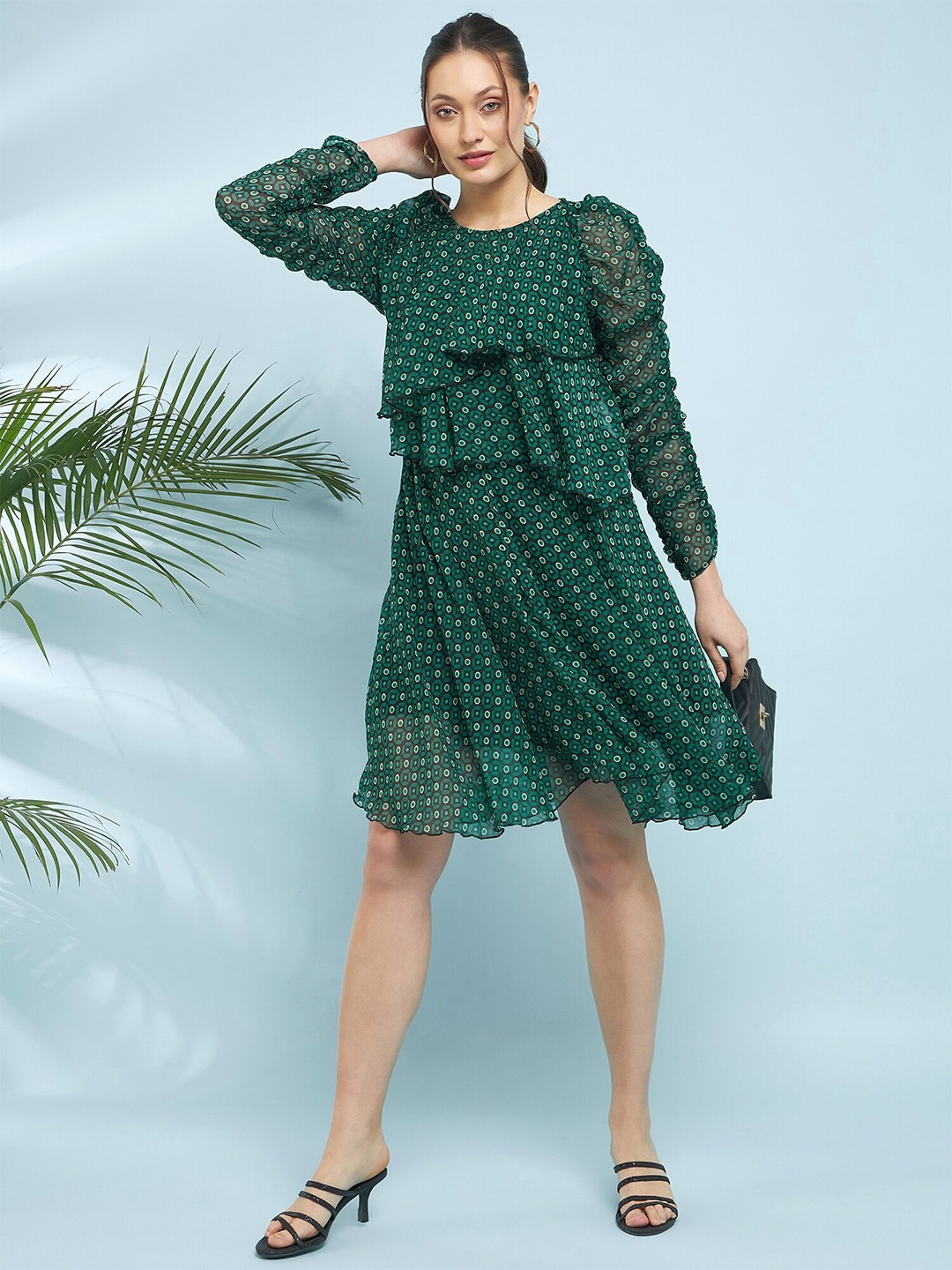 

Antheaa Green Polka Dot Printed Round Neck Flared A-Line Dress, Black