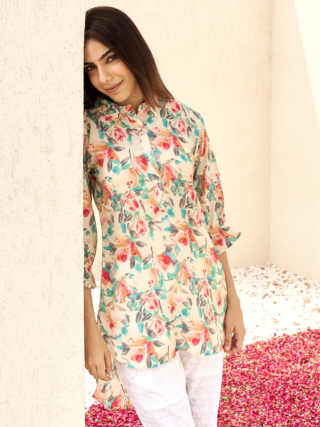 

Libas Floral Printed Floral Shirt Collar Three-Quarter Sleeves Pathani Kurta, Cream