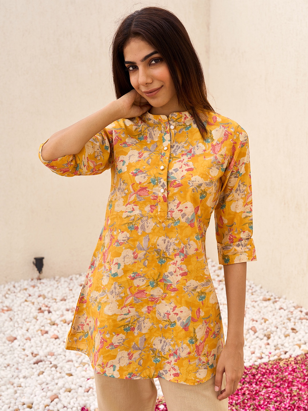 

Libas Floral Printed Mandarin Collar Kurti, Yellow