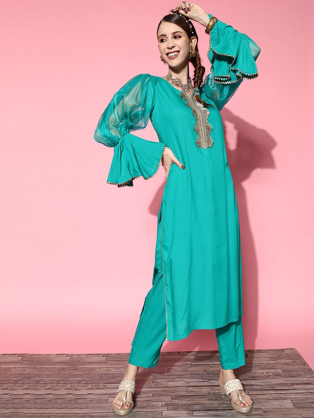 

InWeave Notch Neck Gotta Patti Straight Kurta with Trousers, Turquoise blue