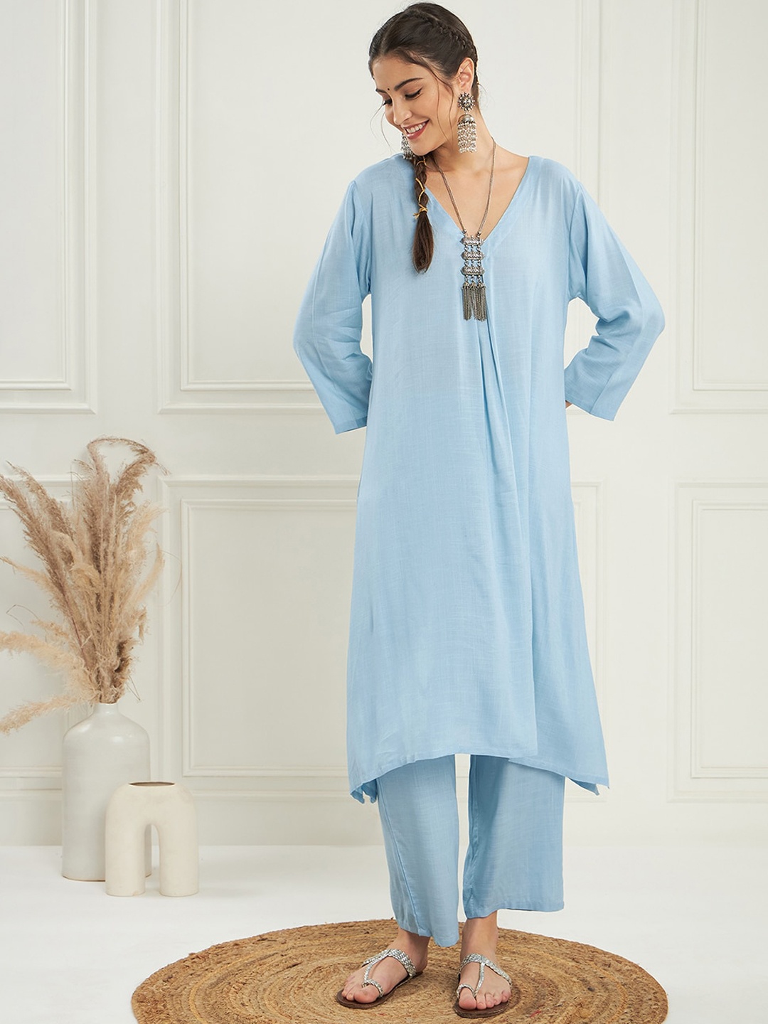 

InWeave V-Neck Kurta With Palazzo, Blue