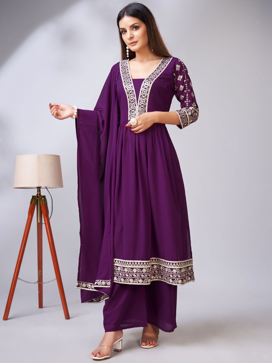 

ASISA Floral Embroidered Empire Sequinned Kurta With Palazzo & Dupatta, Mauve