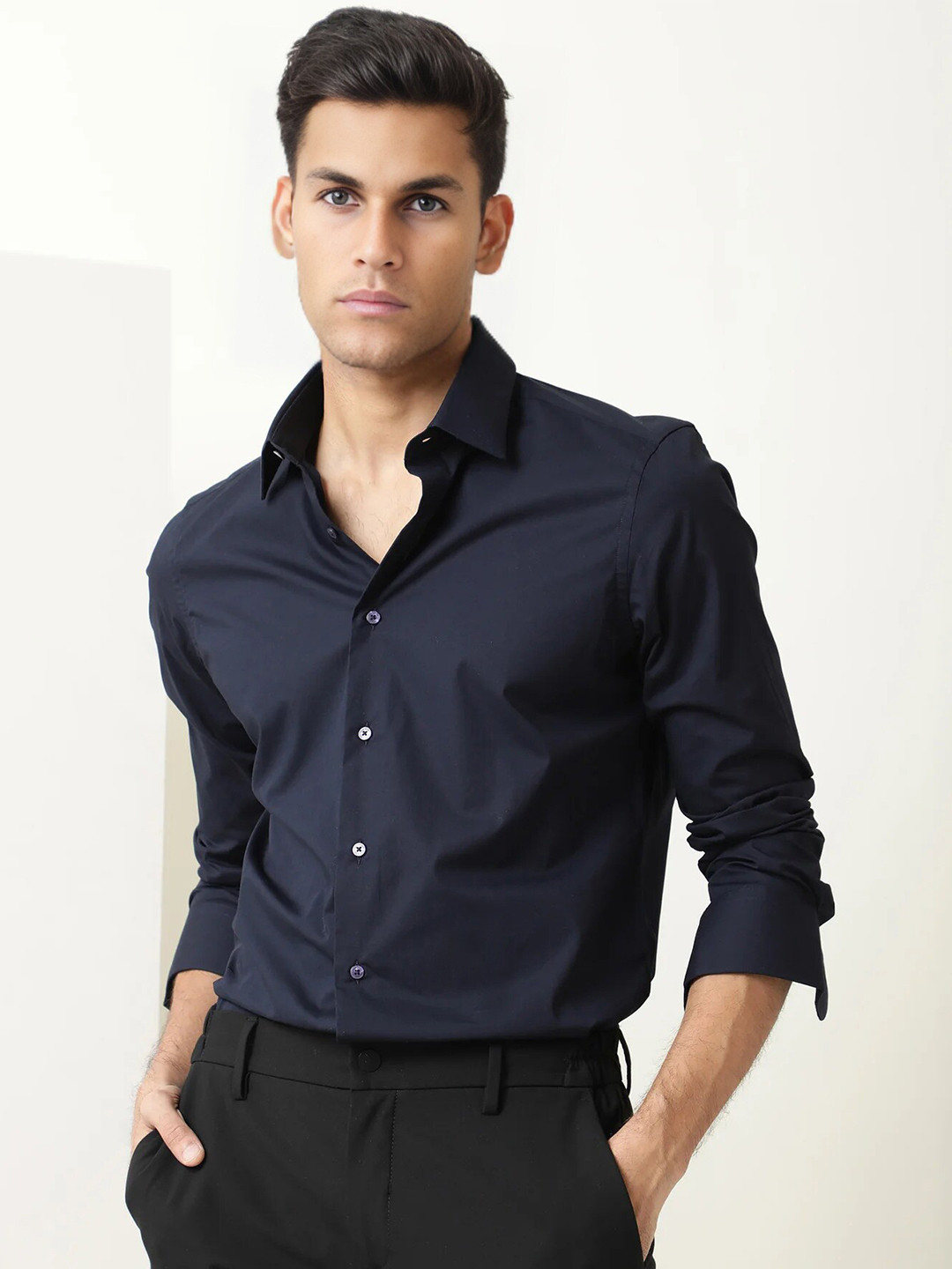 

MISCHIEF MONKEY Classic Tailored Fit Cotton Casual Shirt, Navy blue