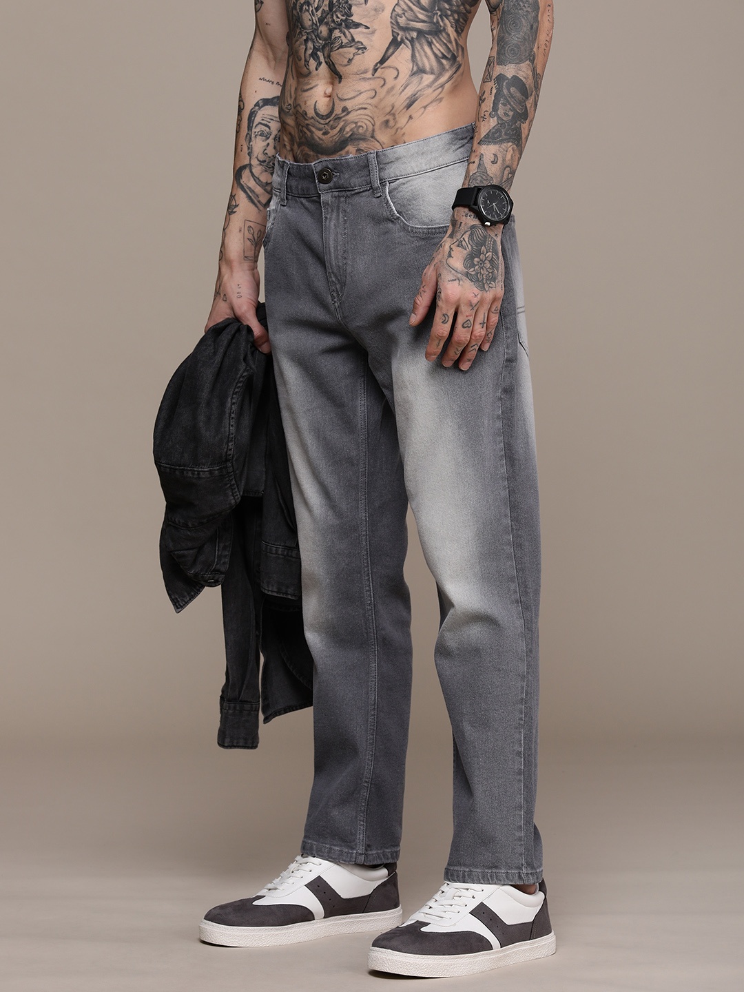 

Roadster Men Slim Fit Light Fade Jeans, Grey