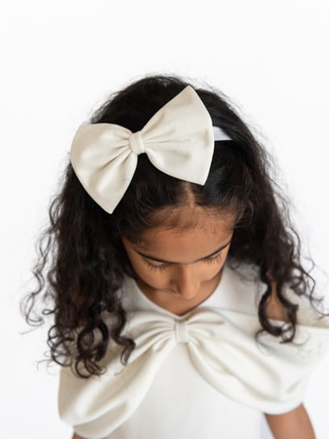 

A Little Fable Girls Chill Wrap Bow Headband, Off white