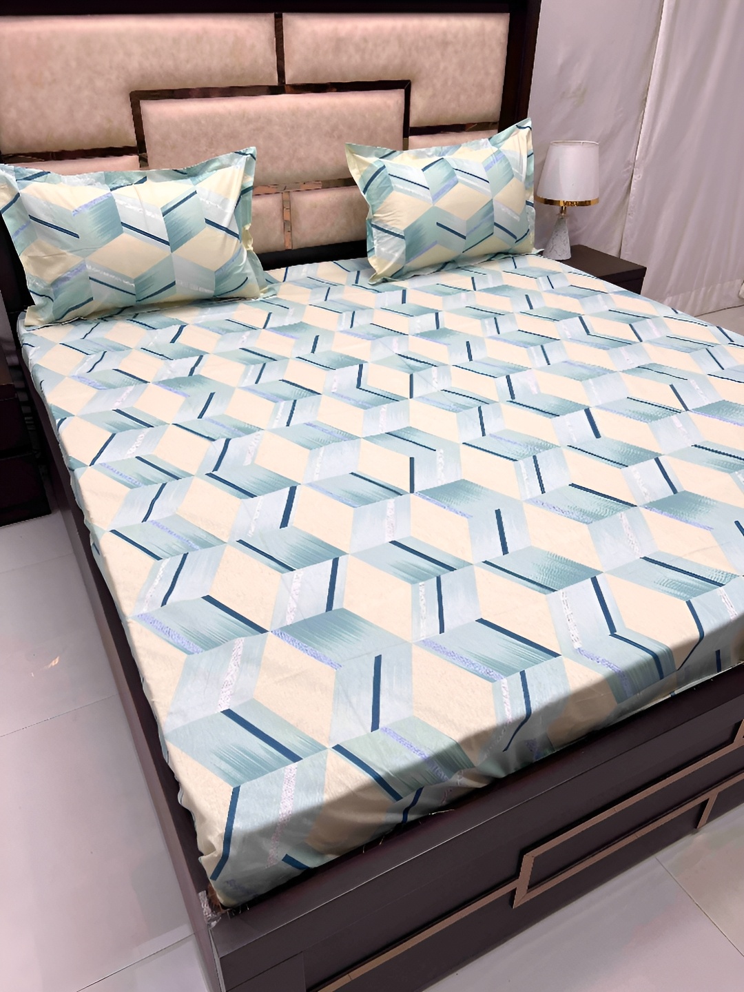 

Pure Decor Beige & Blue Geometric 260 TC Pure Cotton Queen Bedsheet with 2 Pillow Covers