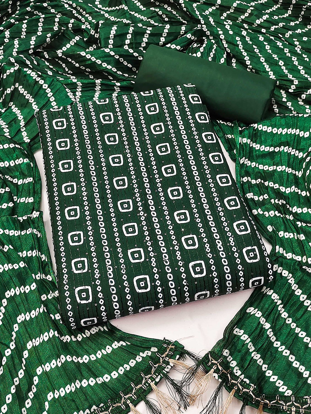 

MANVAA Bandhani Printed Sequinned Unstitched Dress Material, Green