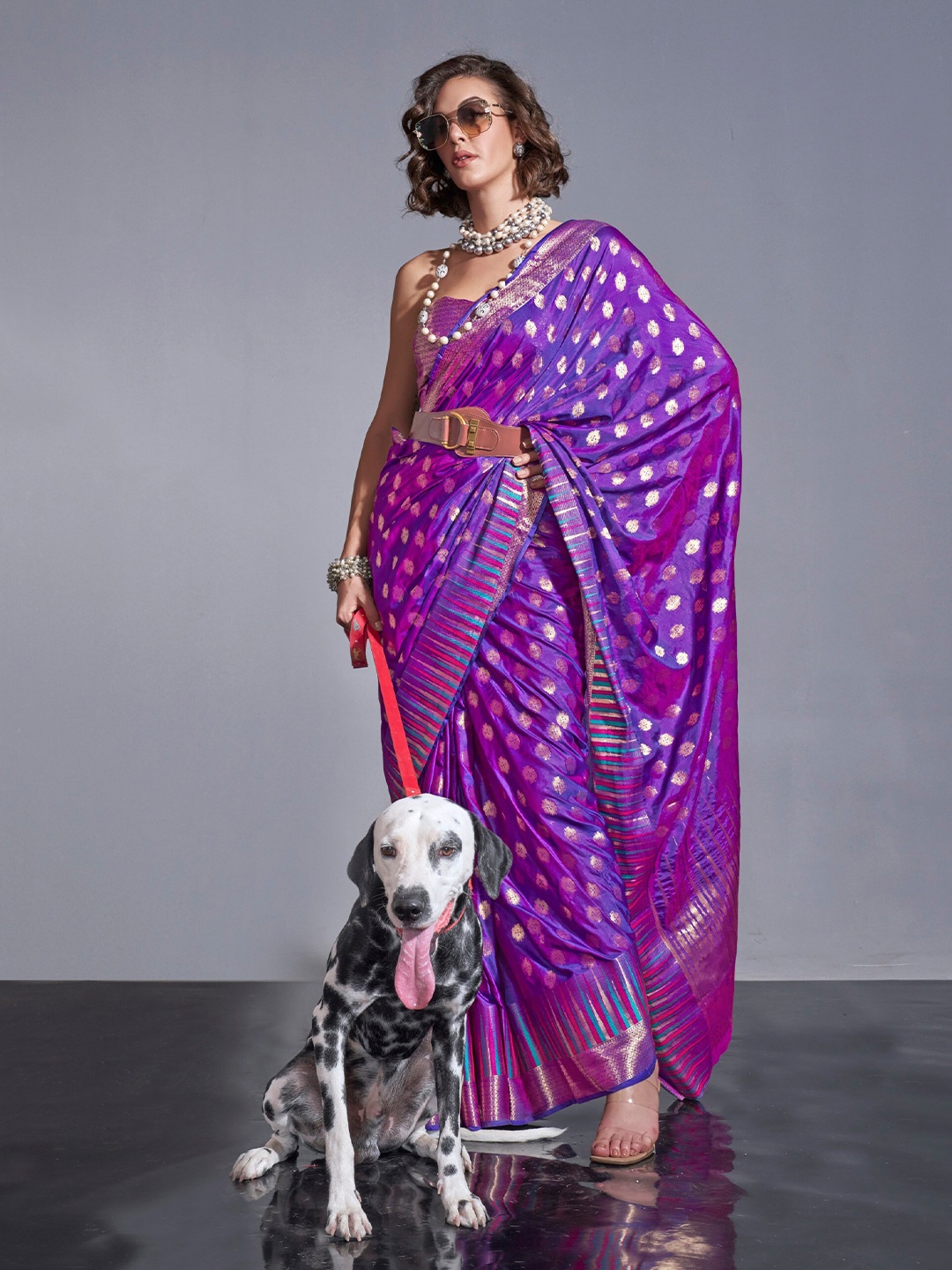 

elora Woven Design Zari Banarasi Saree, Purple