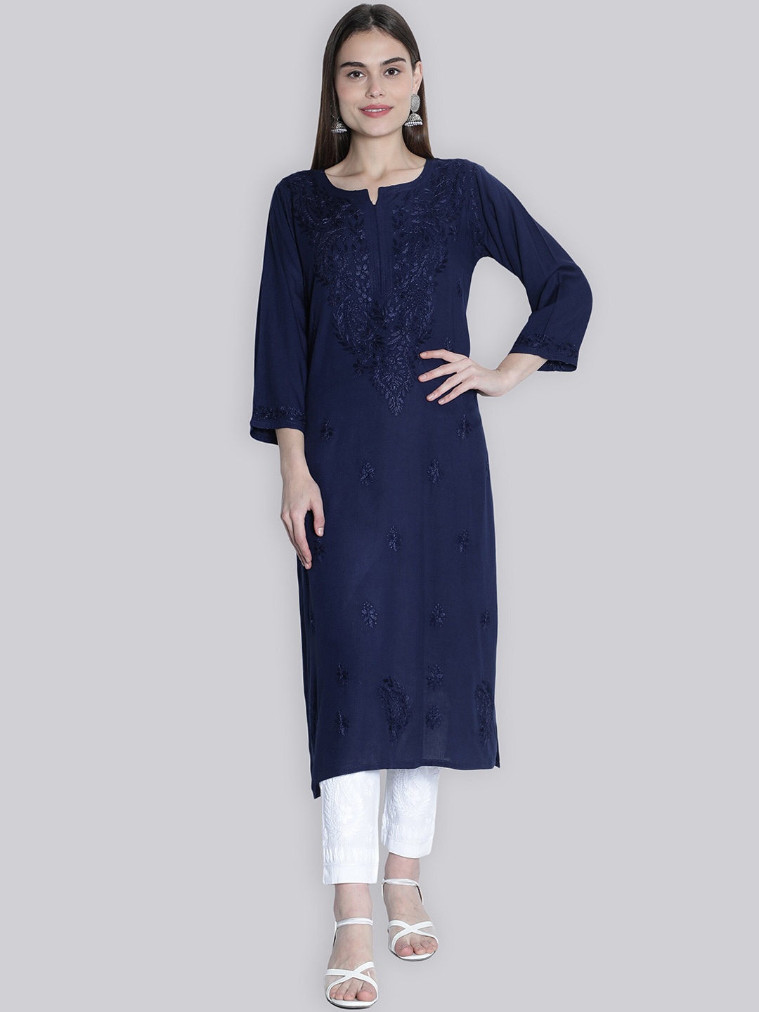

Seva Chikan Floral Embroidered Notched Neck Lucknowi Chikankari Straight Kurta, Navy blue