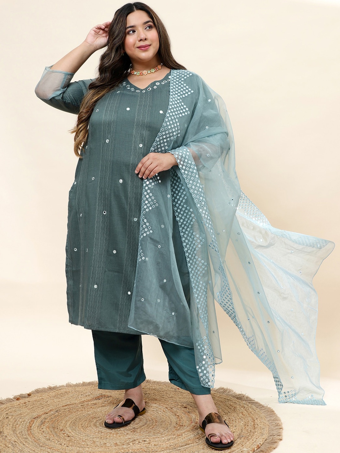 Sringam V-Neck Ethnic Motifs Embroidered Regular Mirror Work Kurta Set, Green