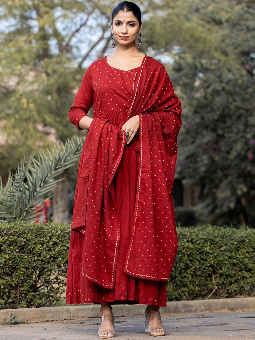 

KAAJH Women Polka Dots Printed Regular Pure Cotton Kurta With With Dupatta, Red