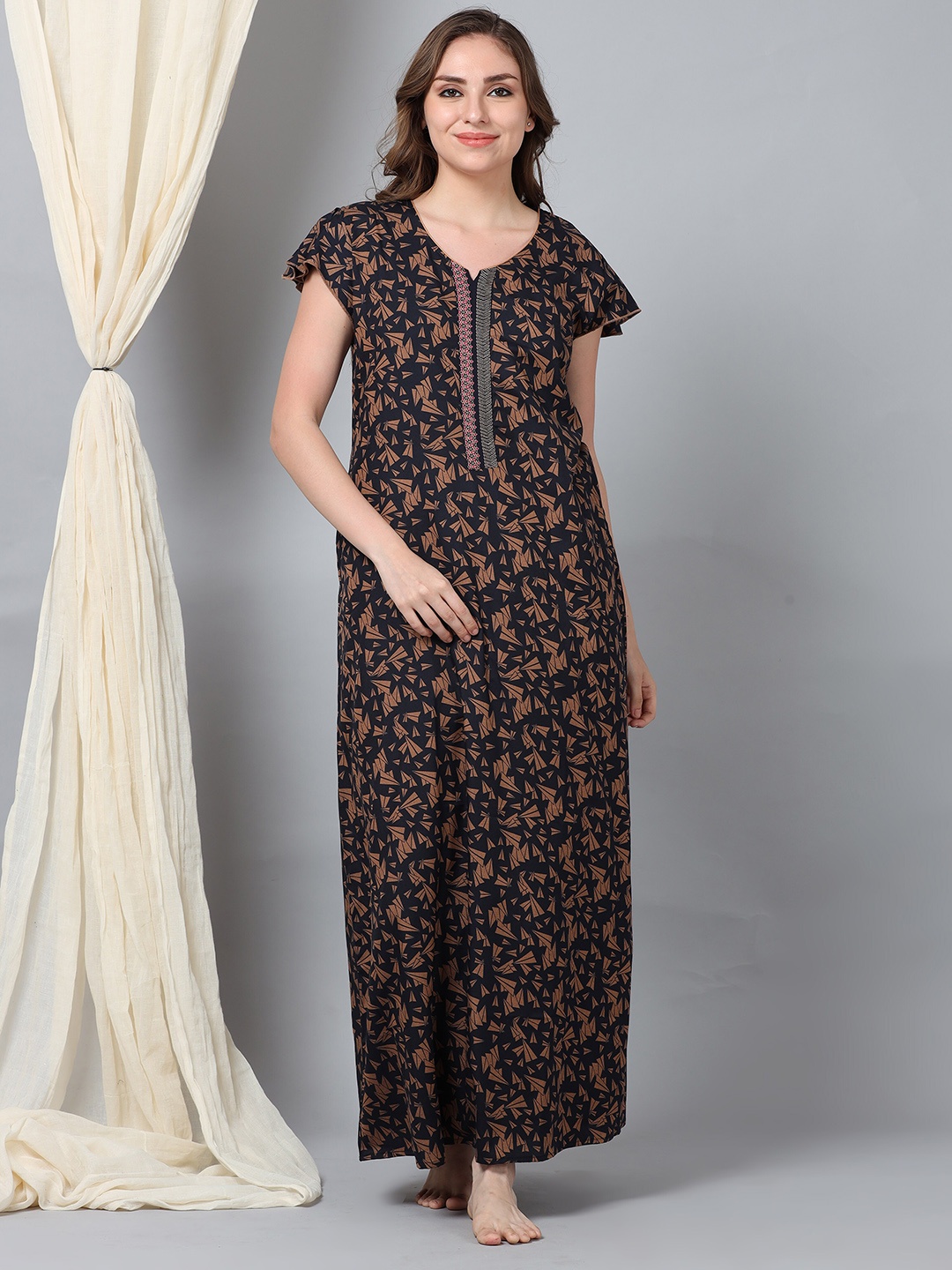 

9shines Label Geometric Printed Maxi Nightdress, Black