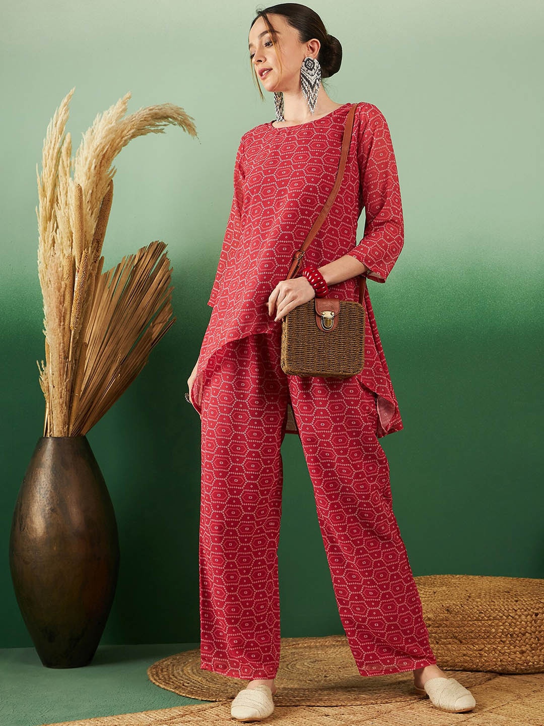 

Sangria Red Printed Round Neck Tunic With Trousers