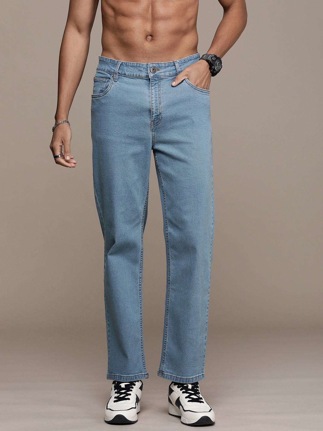

Roadster Men Straight Fit Heavy Fade Jeans, Blue