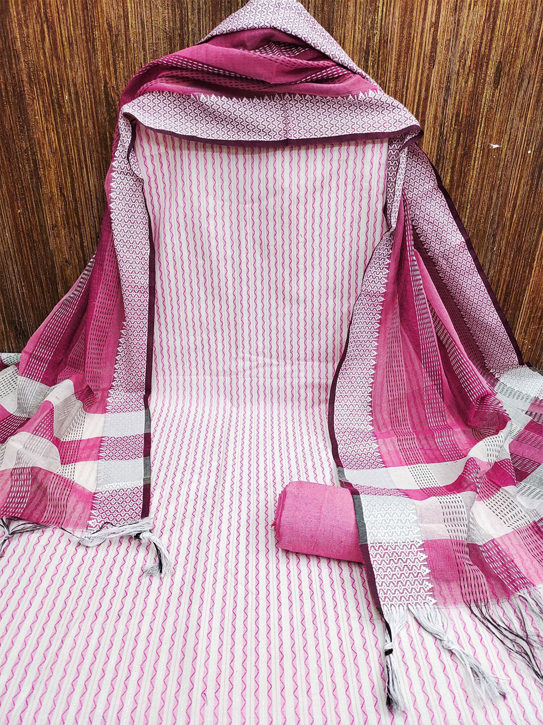 

LeeliPeeri Designer Striped Unstitched Dress Material, Pink
