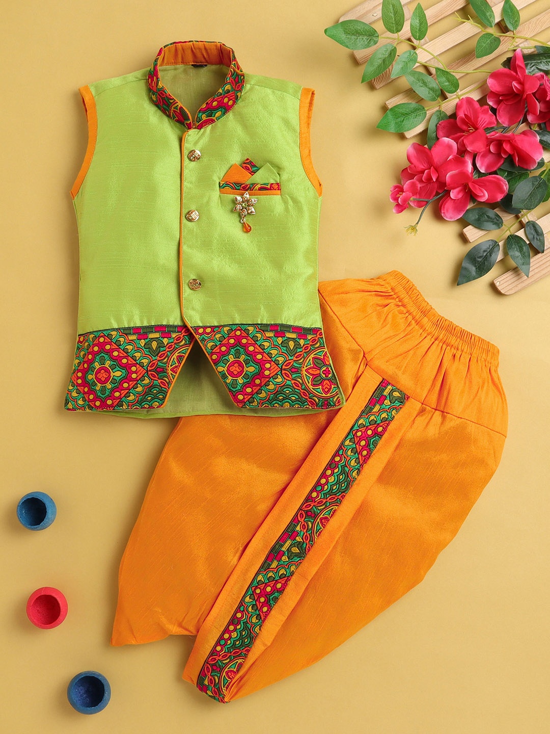 

BAESD Boys Ethnic Motifs Mandarin Collar Regular Kurta with Dhoti Pants, Green