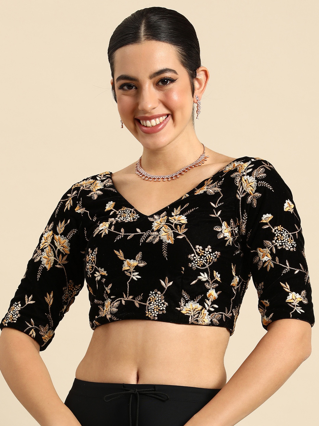 

Ethnovog Embroidered Zari Velvet Saree Blouse, Black