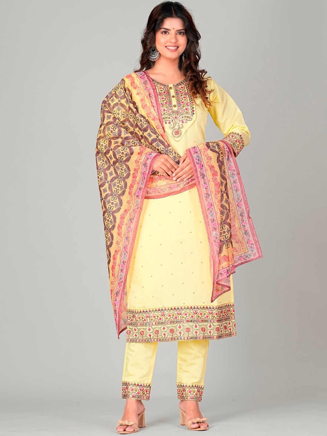 

DARIAN Ethnic Embroidered Round Neck Thread Work Kurta with Trousers & With Dupatta, Yellow