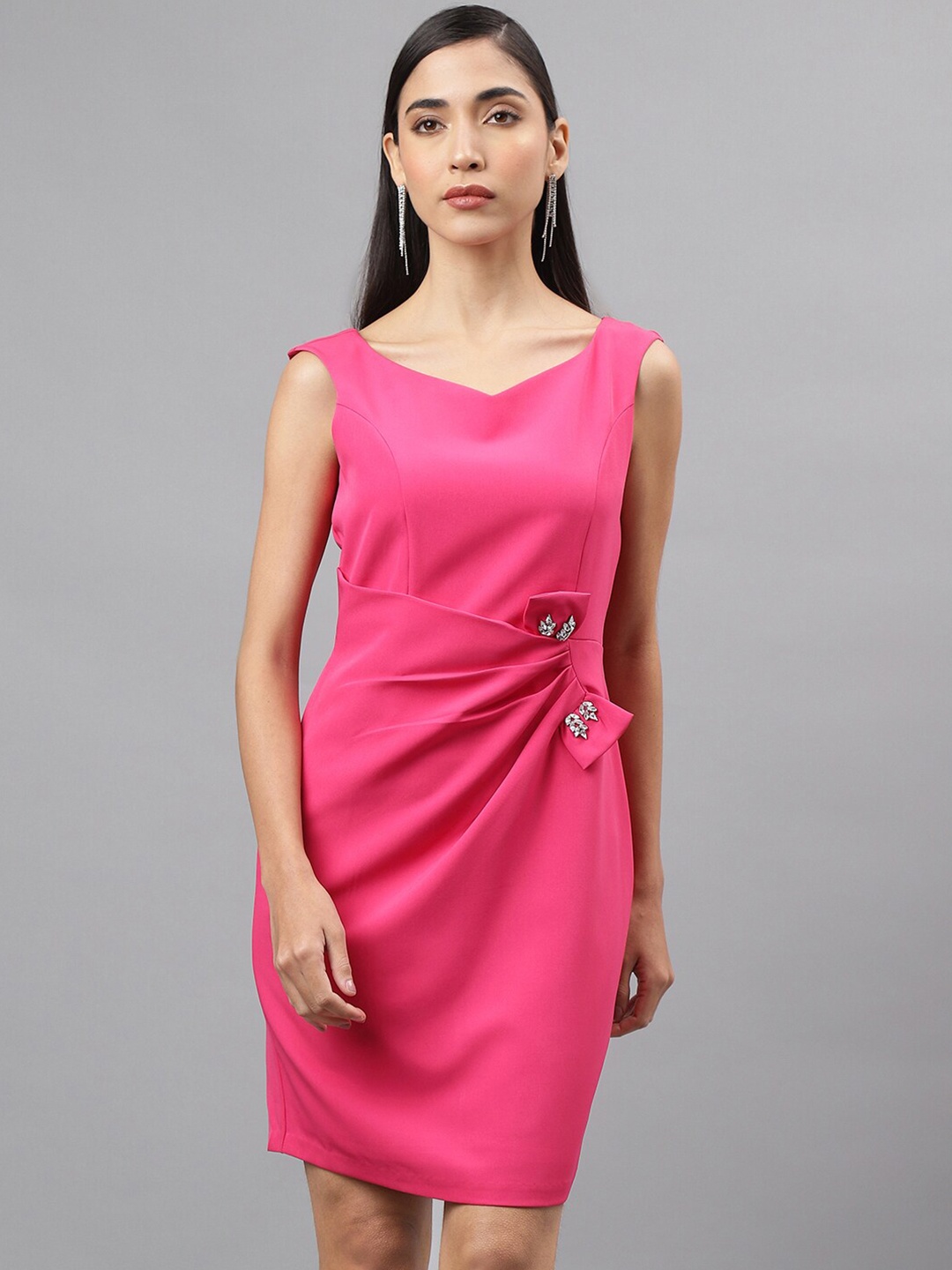 

Latin Quarters V-Neck Sleeveless Sheath Dress, Pink