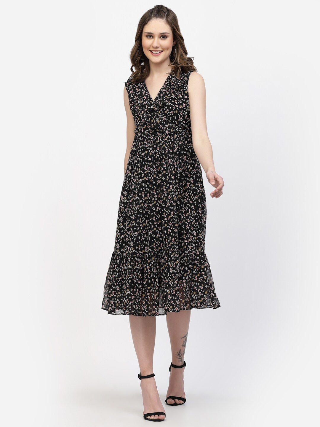 

BELAVINE Floral Printed V-Neck Sleeveless Midi Dress, Black