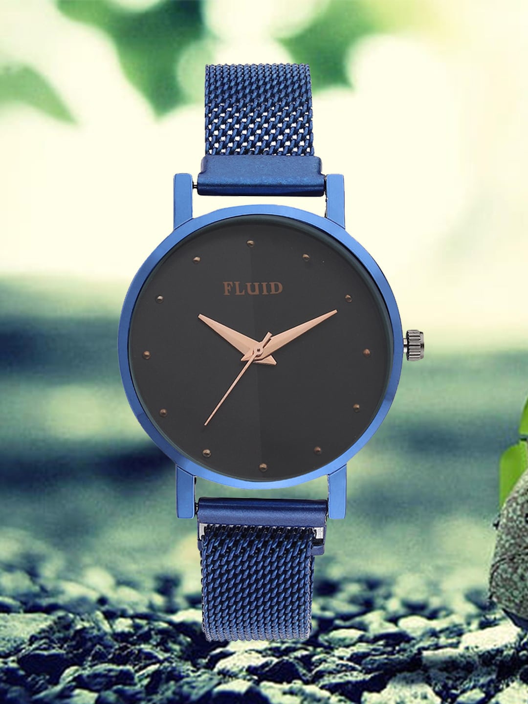 

FLUID Women Embellished Dial & Bracelet Style Straps Analogue Watch FLWatch24-Mag-BL-02, Black