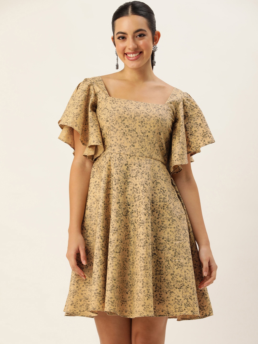 

Ethnovog Floral Print Flared Sleeves A-Line Dress, Beige