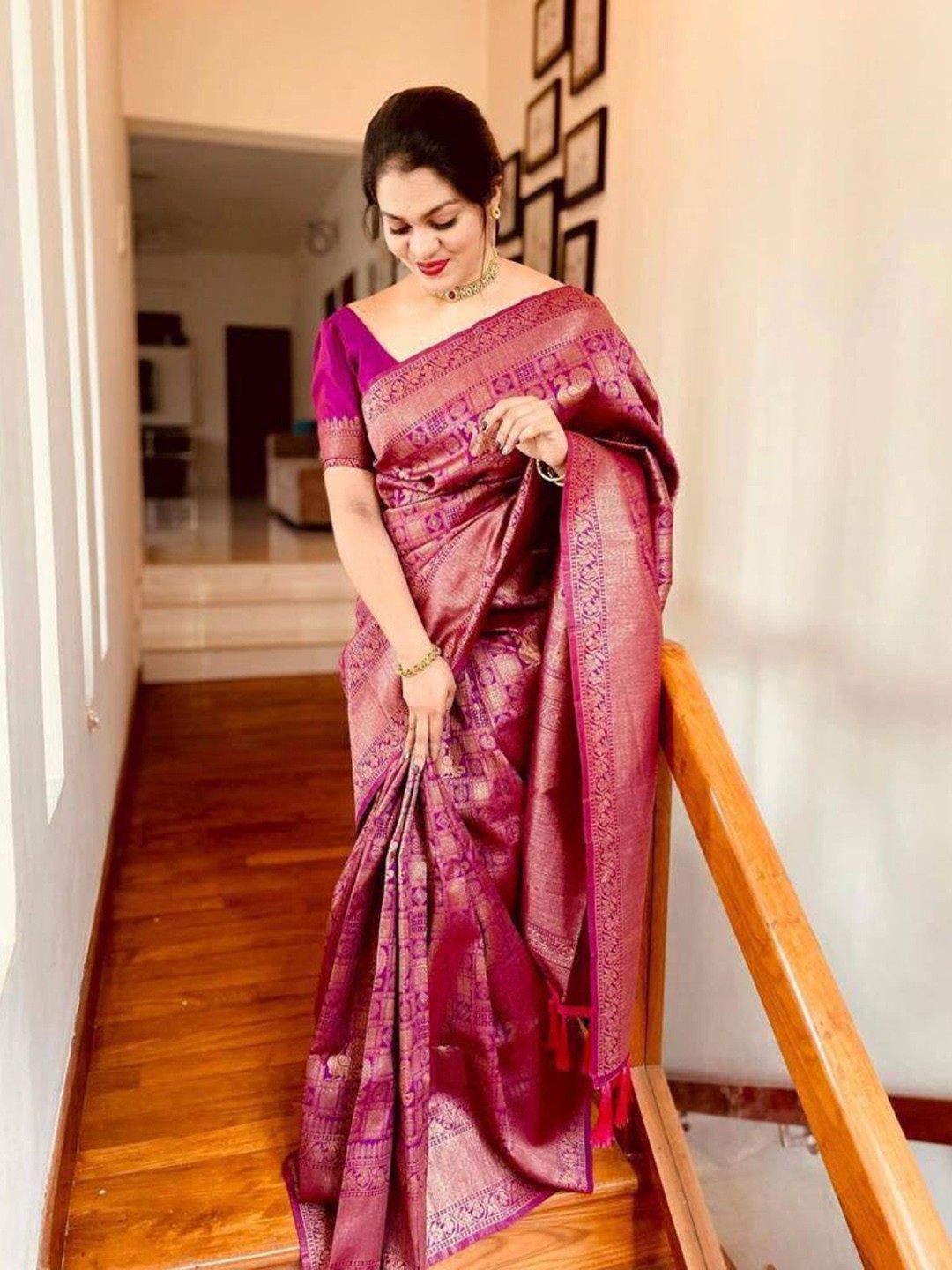 

Naishu Trendz Ethnic Motifs Woven Design Pure Silk Kanjeevaram Zari Saree, Purple