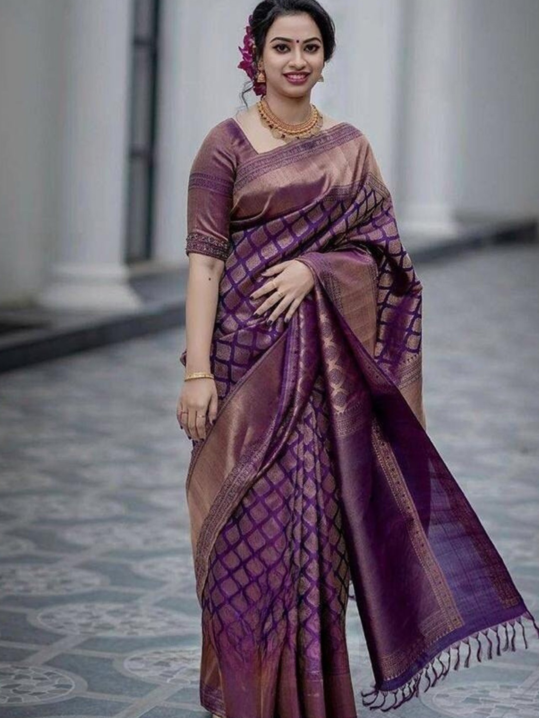 

Naishu Trendz Ethnic Motifs Woven Design Zari Pure Silk Kanjeevaram Saree, Purple
