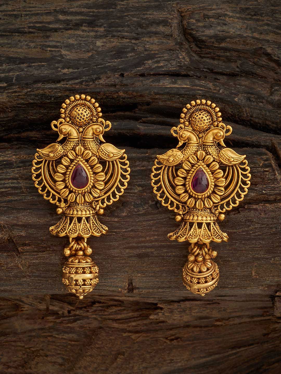 

Kushal's Fashion Jewellery Classic Gold-Plated Artificial Stones Studded Drop Earrings