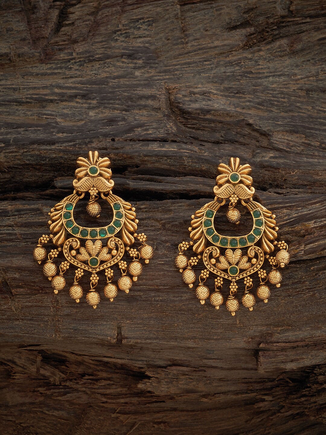 

Kushal's Fashion Jewellery Gold Plated Artificial Stones Chandbalis
