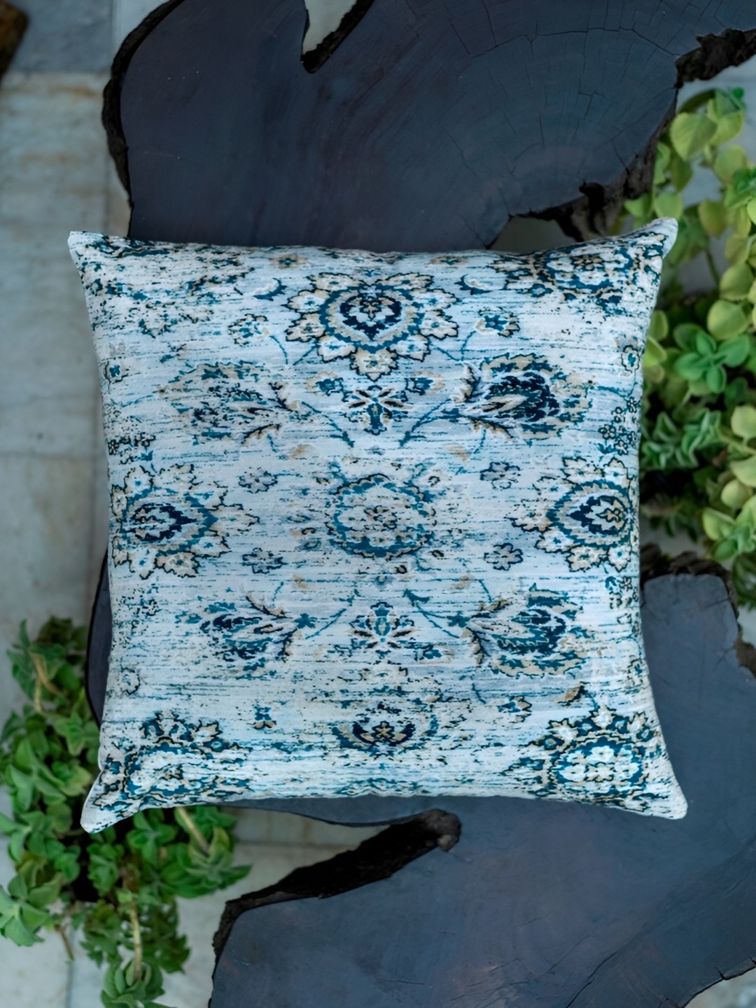 

ABSTRACT INDIA Blue Floral Square Cotton Cushion Covers