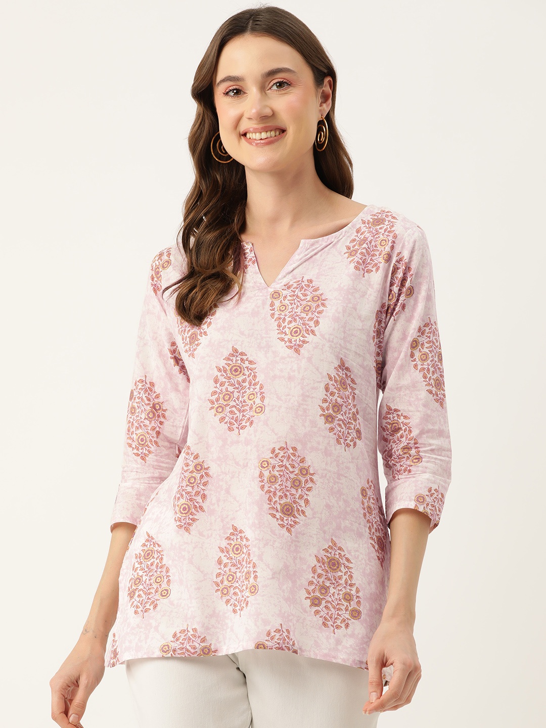 

FERANOID Floral Printed Pure Cotton Kurti, Pink